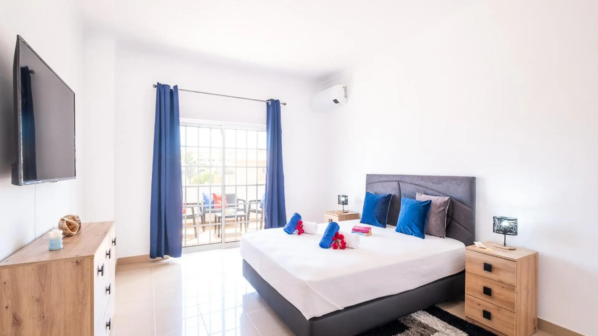 Amazing Villa With Private Pool Albufeira