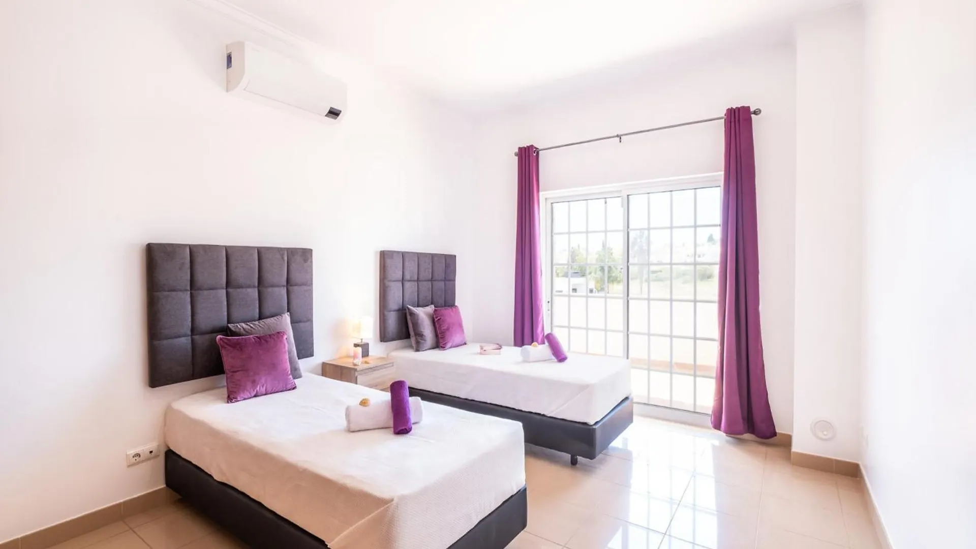 Amazing Villa With Private Pool Albufeira