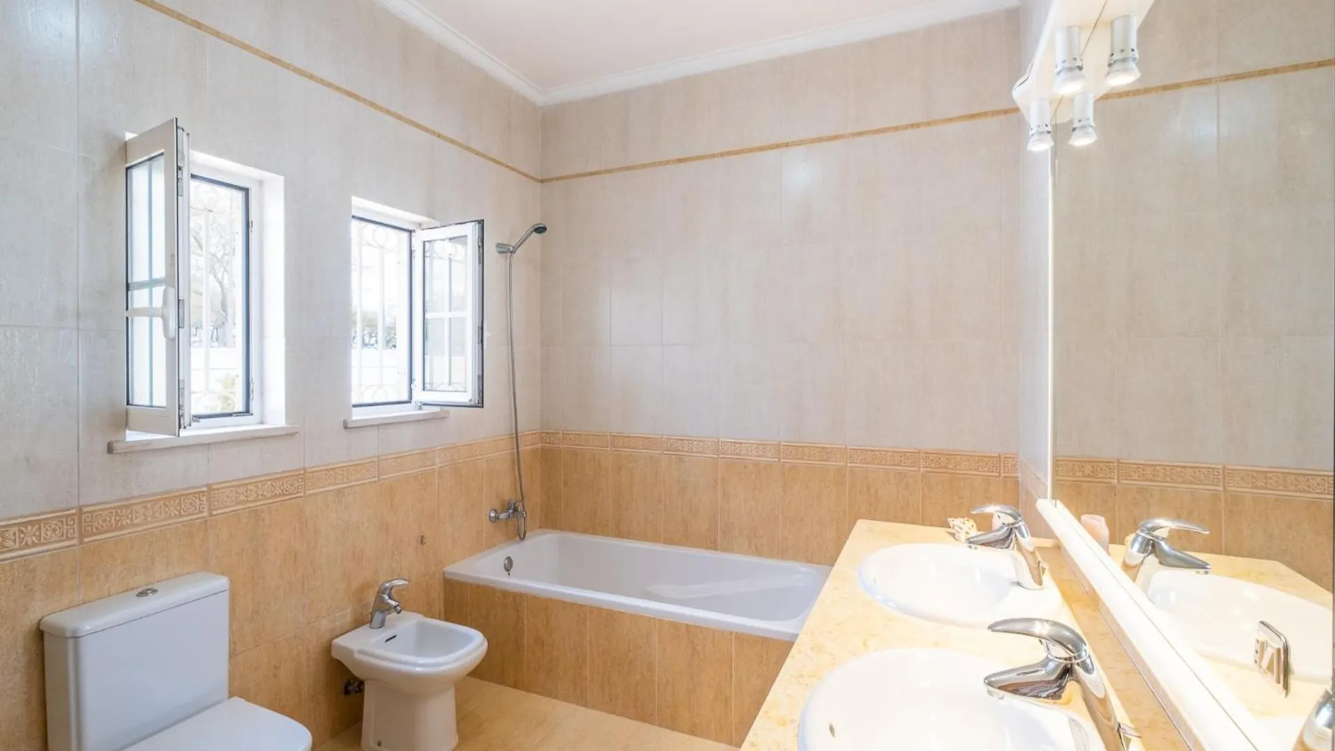 Amazing Villa With Private Pool 阿尔布费拉 葡萄牙